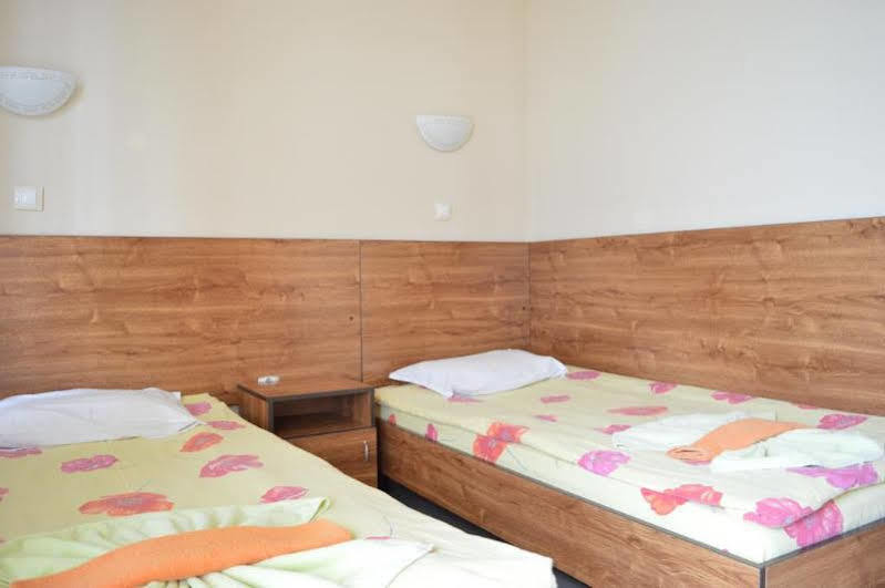 Menada Green Hills Apartments Sozopol Buitenkant foto