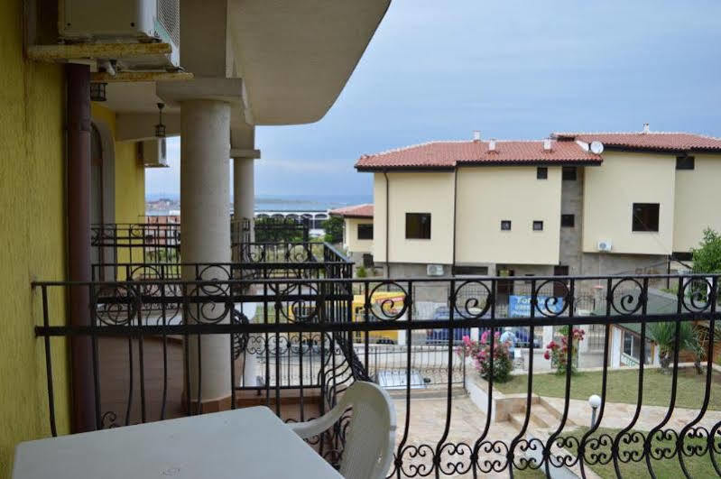 Menada Green Hills Apartments Sozopol Buitenkant foto