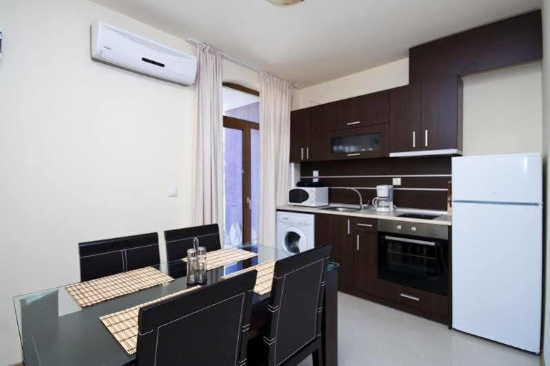 Menada Green Hills Apartments Sozopol Buitenkant foto