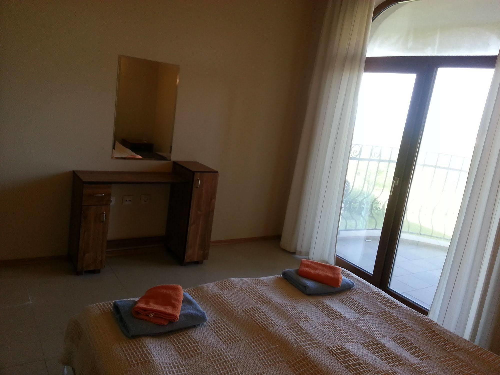 Menada Green Hills Apartments Sozopol Buitenkant foto